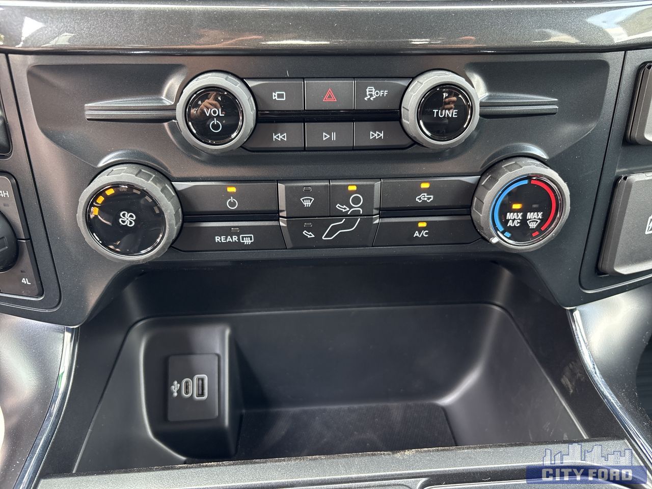 new 2025 Ford F-150 car, priced at $58,304