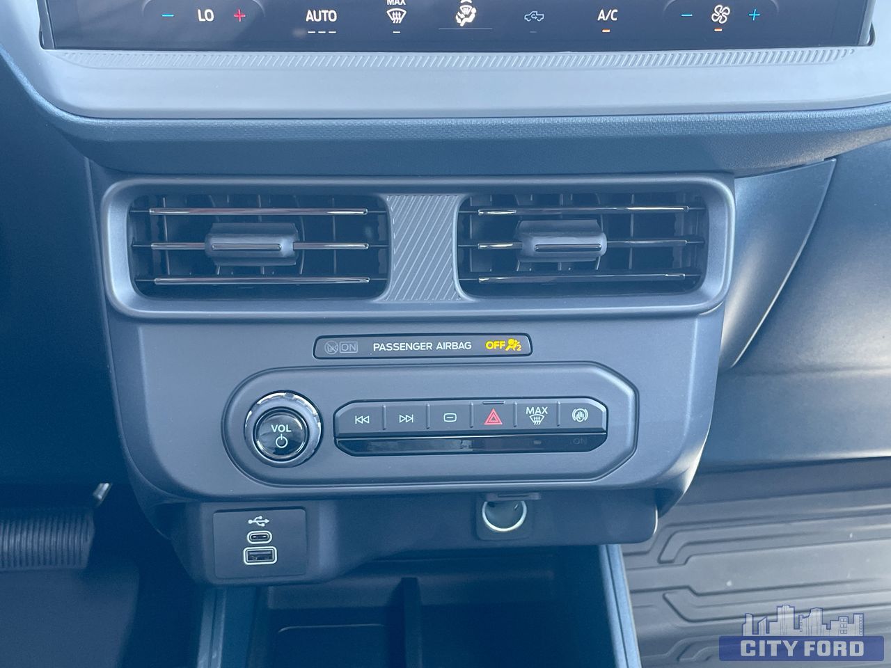 new 2025 Ford Maverick car, priced at $40,045