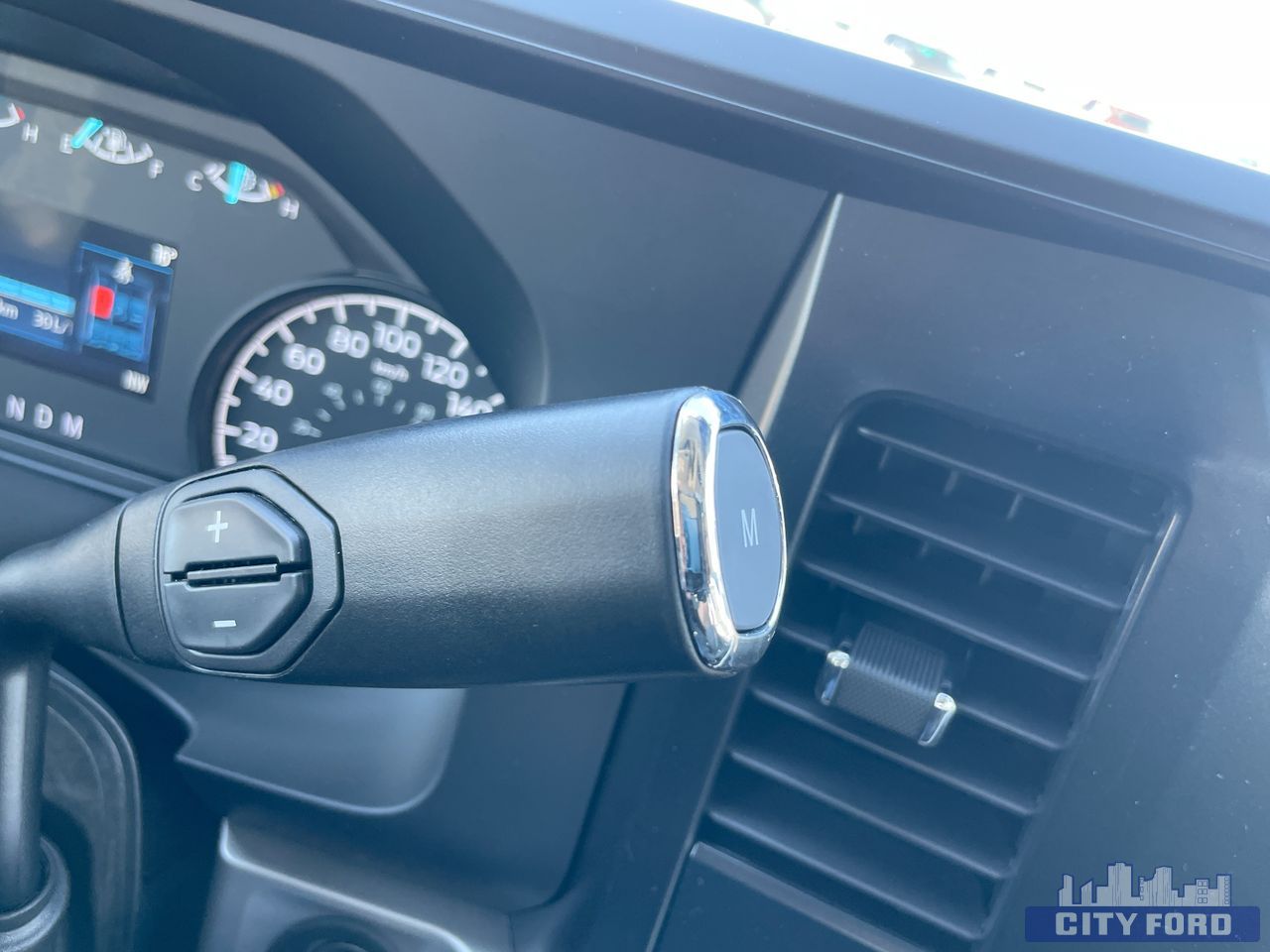 new 2025 Ford Super Duty F-250 SRW car, priced at $73,364