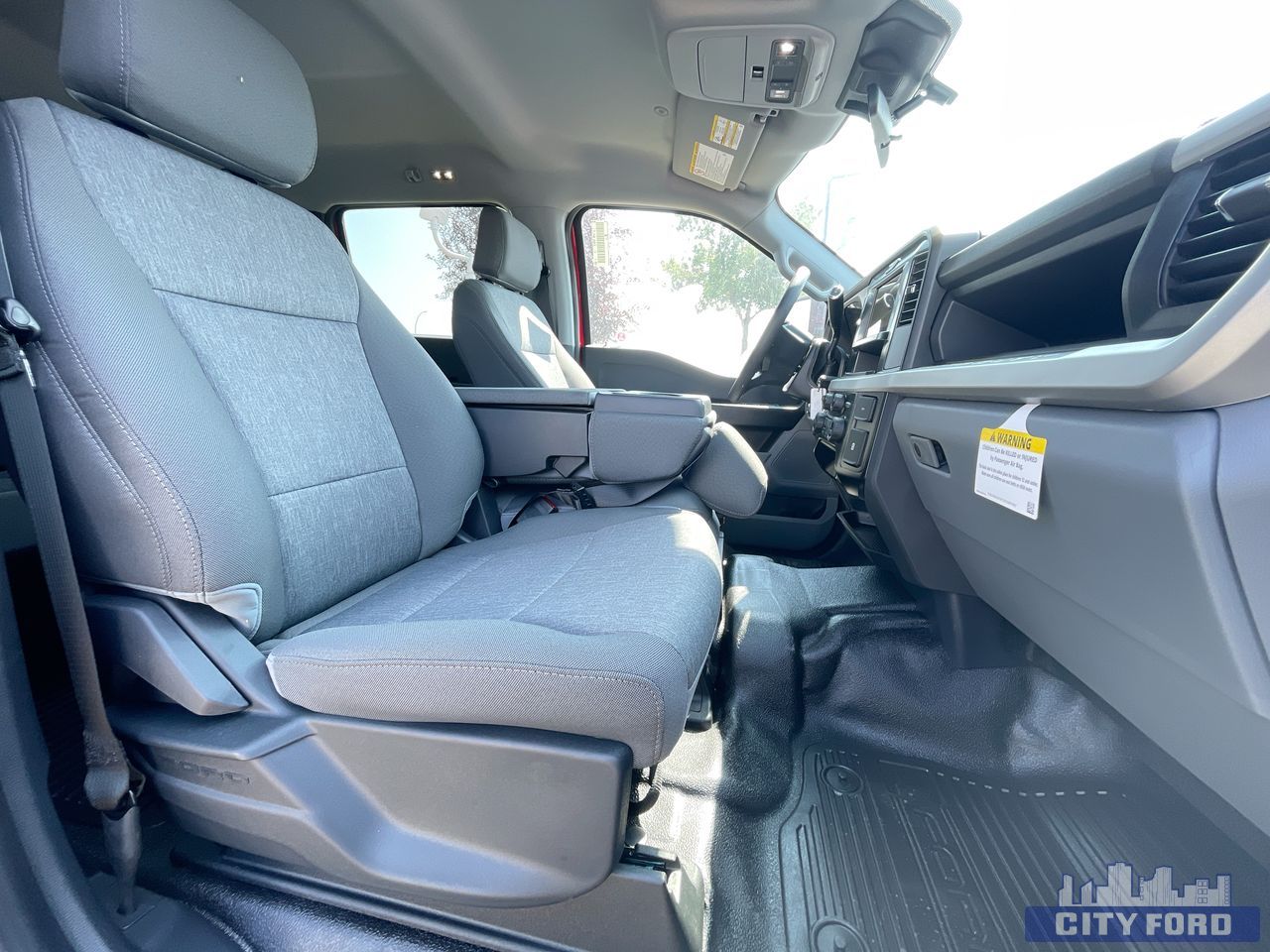new 2025 Ford Super Duty F-250 SRW car, priced at $77,669