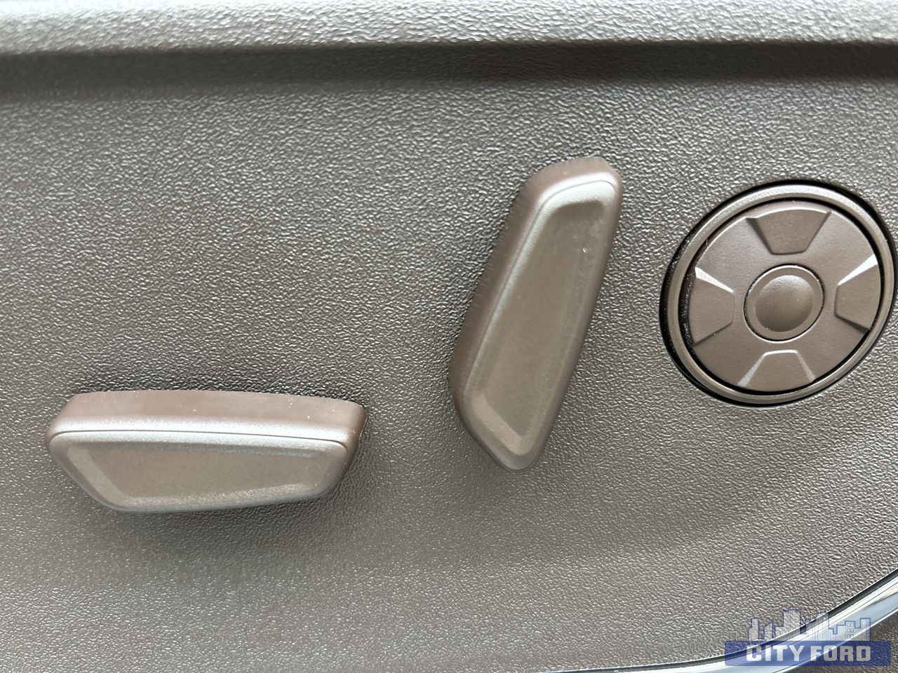 new 2025 Ford Super Duty F-350 SRW car, priced at $122,104