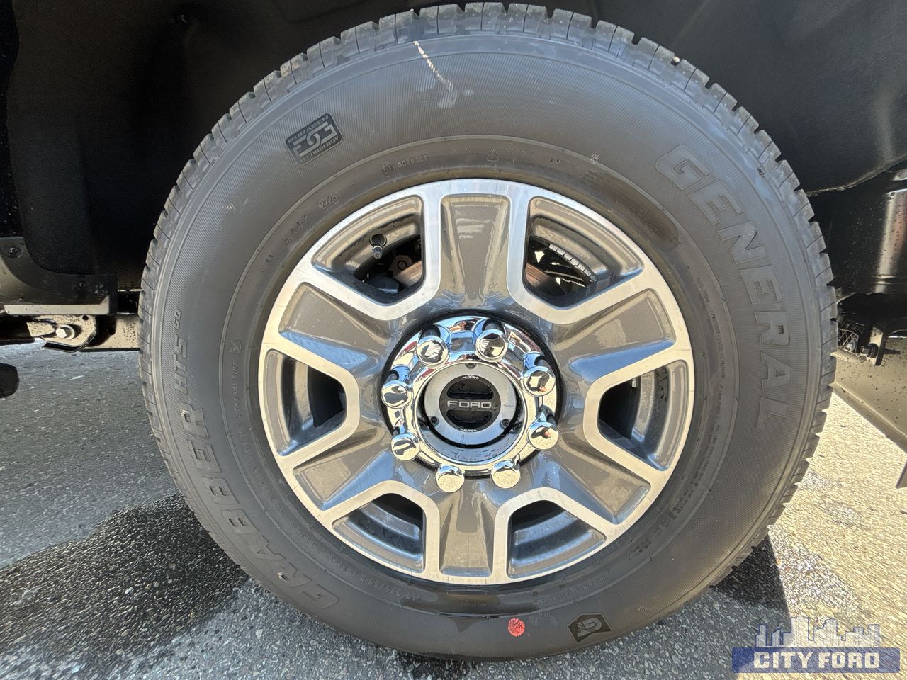 new 2025 Ford Super Duty F-350 SRW car, priced at $88,890