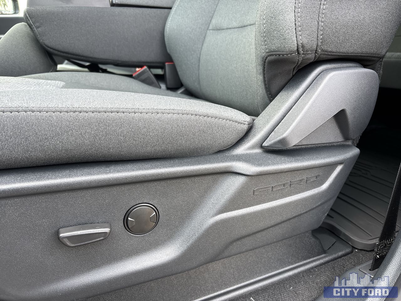 new 2025 Ford Super Duty F-350 SRW car, priced at $88,290