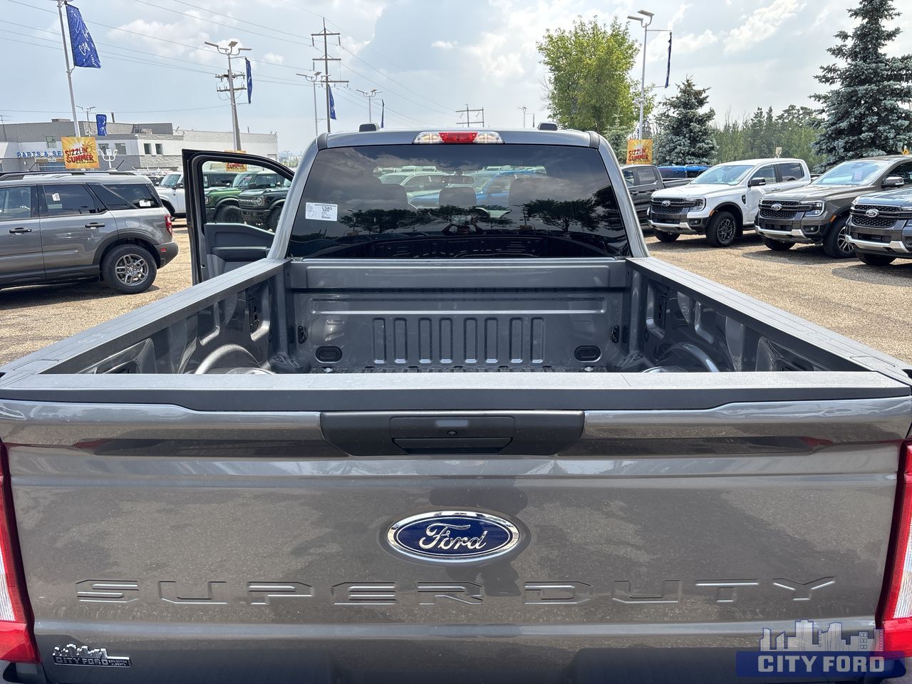 new 2025 Ford Super Duty F-350 SRW car, priced at $88,290