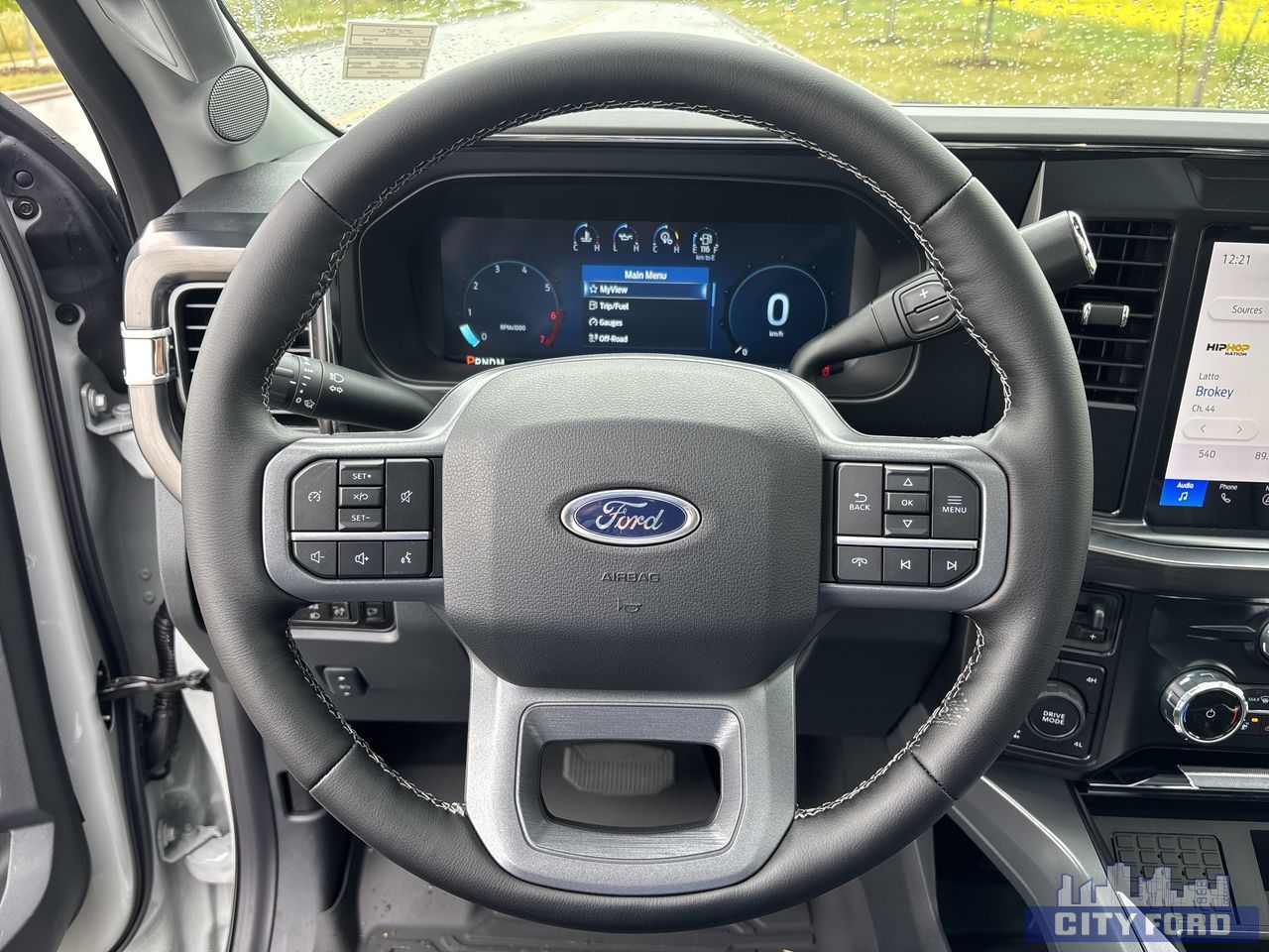 new 2025 Ford Super Duty F-350 SRW car, priced at $90,235