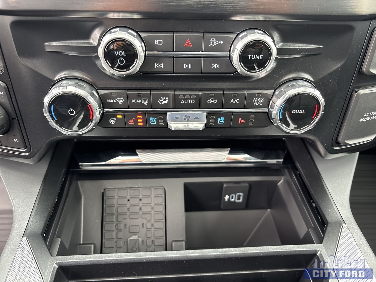 new 2025 Ford Super Duty F-350 SRW car, priced at $90,235