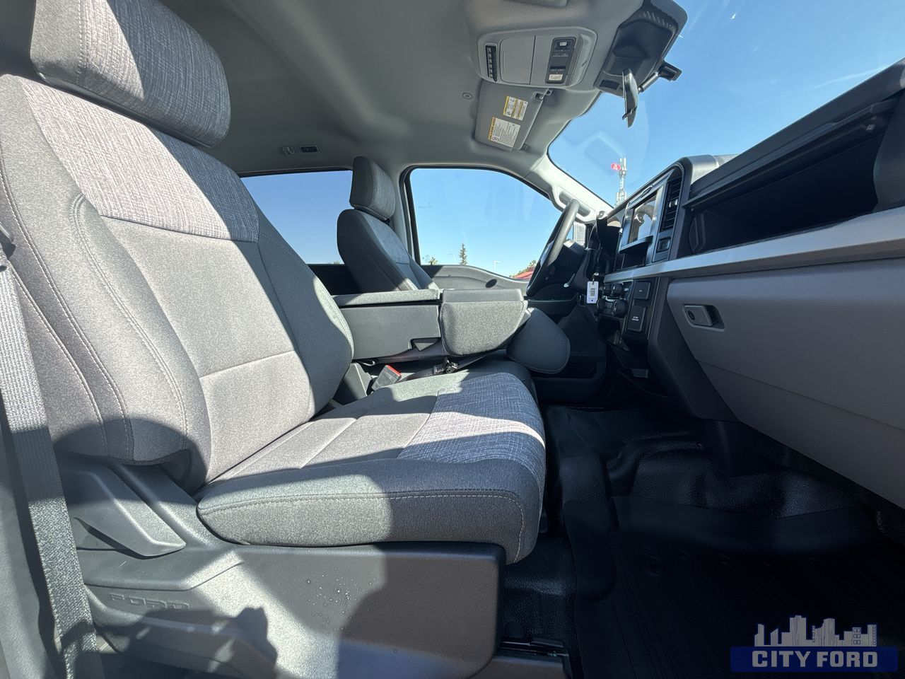 new 2025 Ford Super Duty F-350 SRW car, priced at $85,770