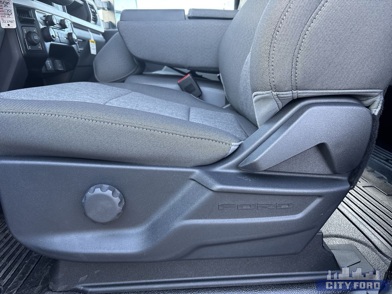 new 2025 Ford Super Duty F-350 SRW car, priced at $77,989