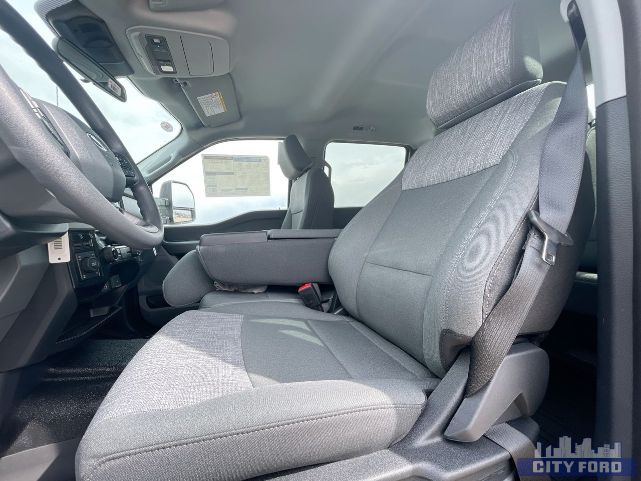 new 2025 Ford Super Duty F-350 SRW car, priced at $79,790