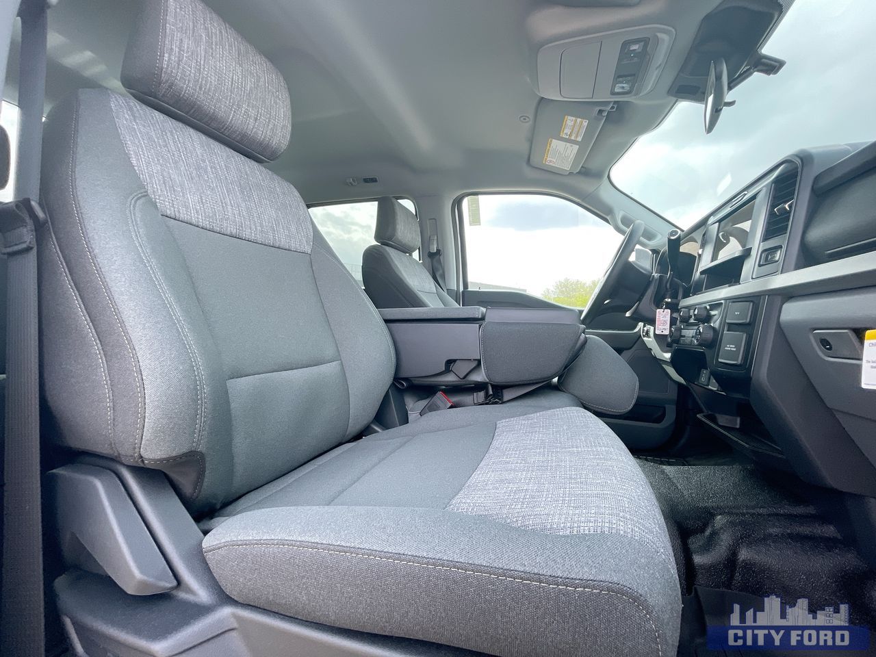 new 2025 Ford Super Duty F-350 SRW car, priced at $79,790