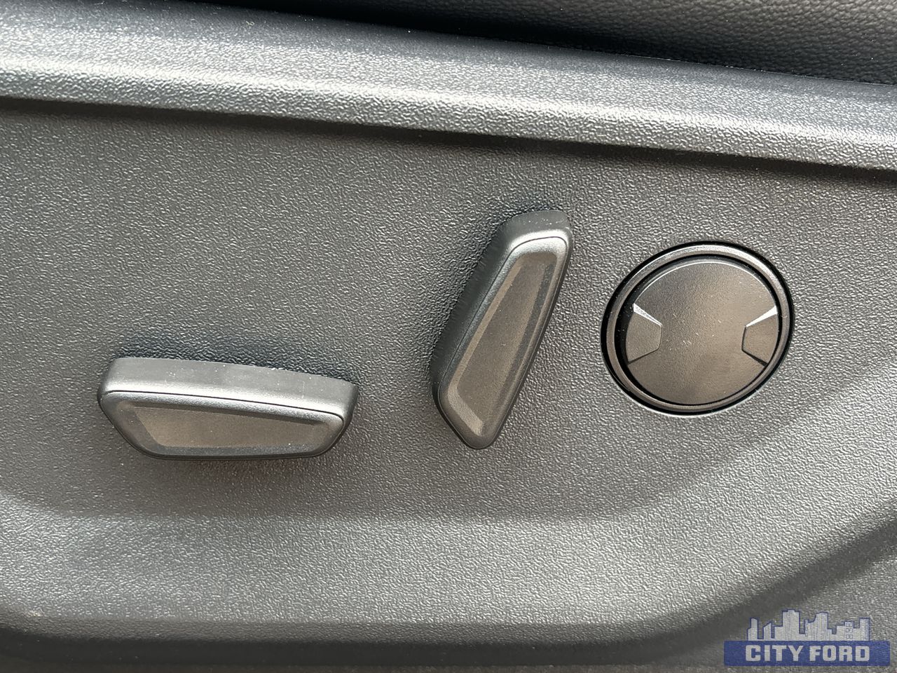 new 2025 Ford Super Duty F-350 SRW car, priced at $102,969