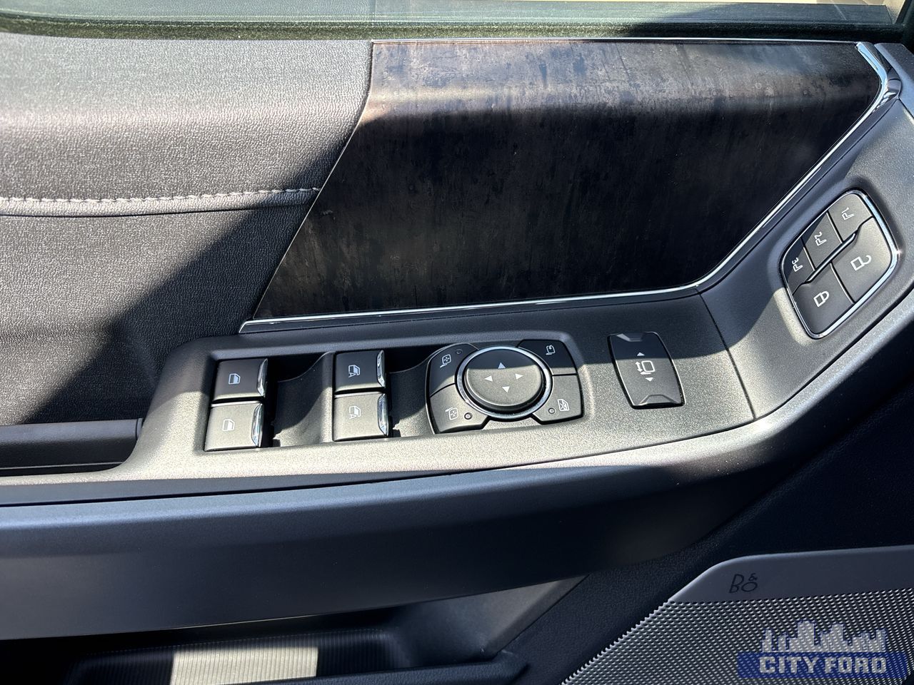 new 2025 Ford Super Duty F-350 SRW car, priced at $103,744