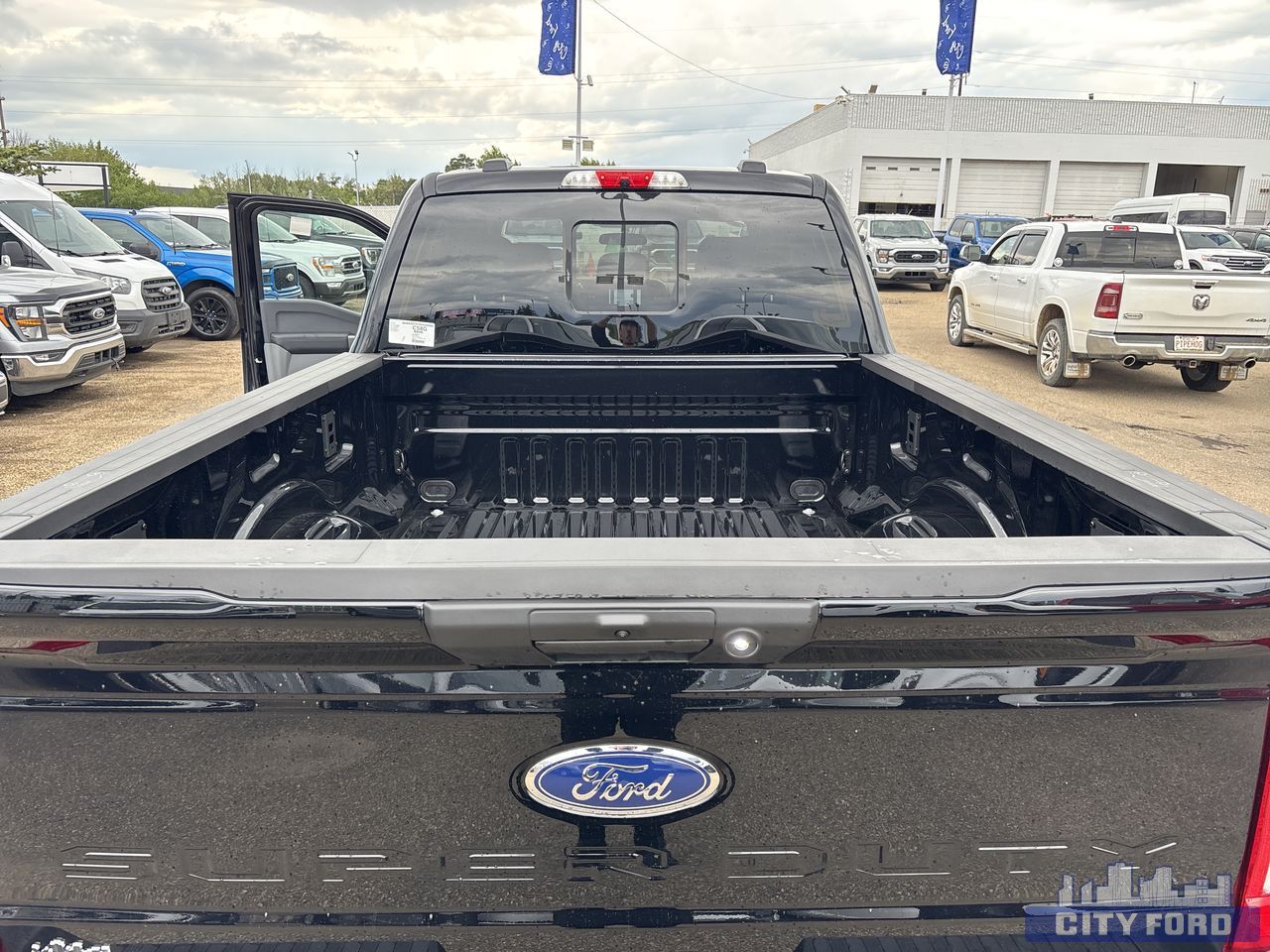 new 2025 Ford Super Duty F-350 SRW car, priced at $92,599