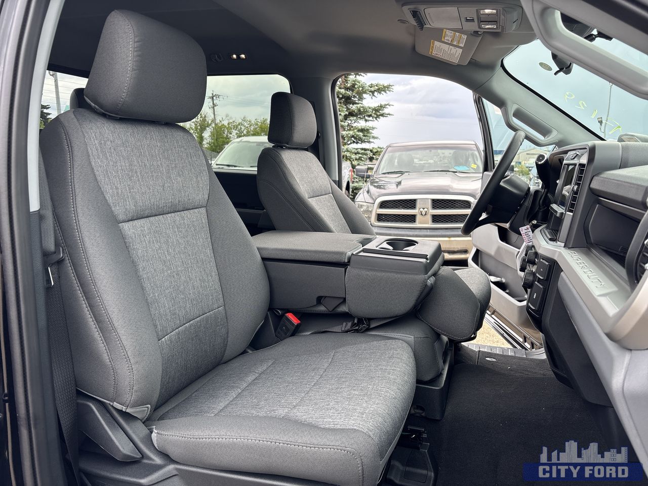 new 2025 Ford Super Duty F-350 SRW car, priced at $92,599