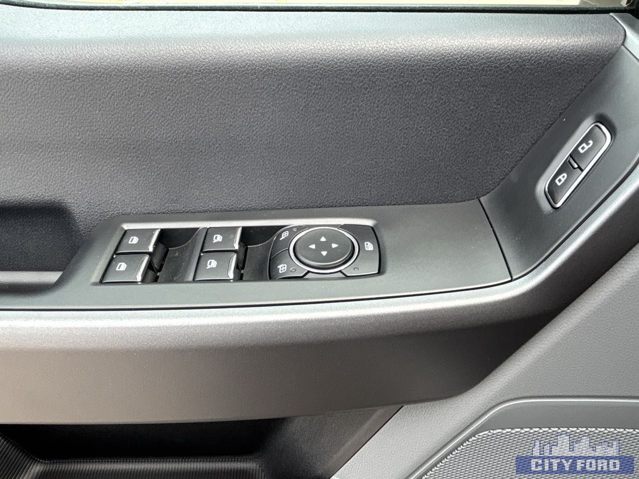 new 2025 Ford Super Duty F-350 SRW car, priced at $92,599