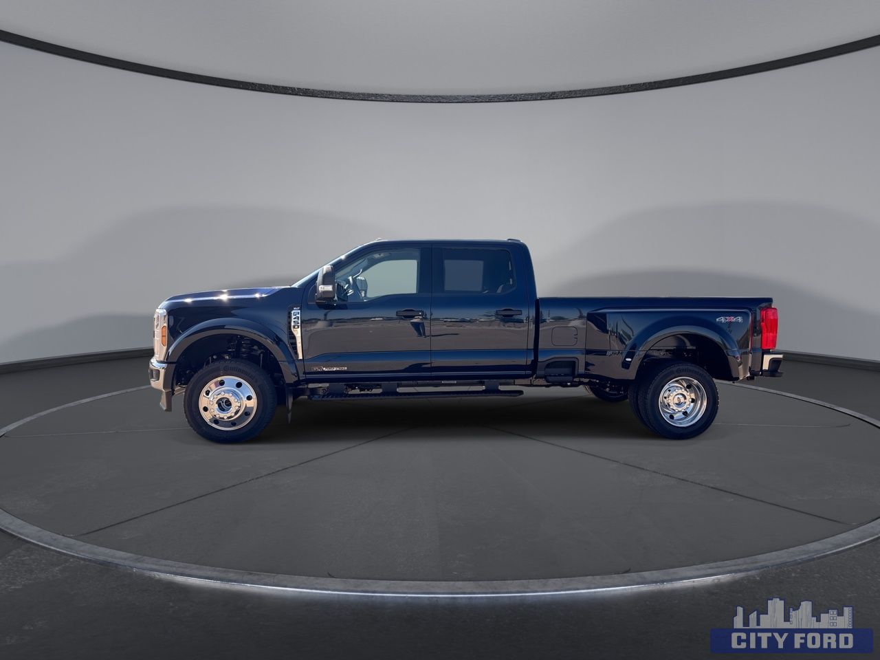 new 2025 Ford Super Duty F-450 DRW car, priced at $99,865