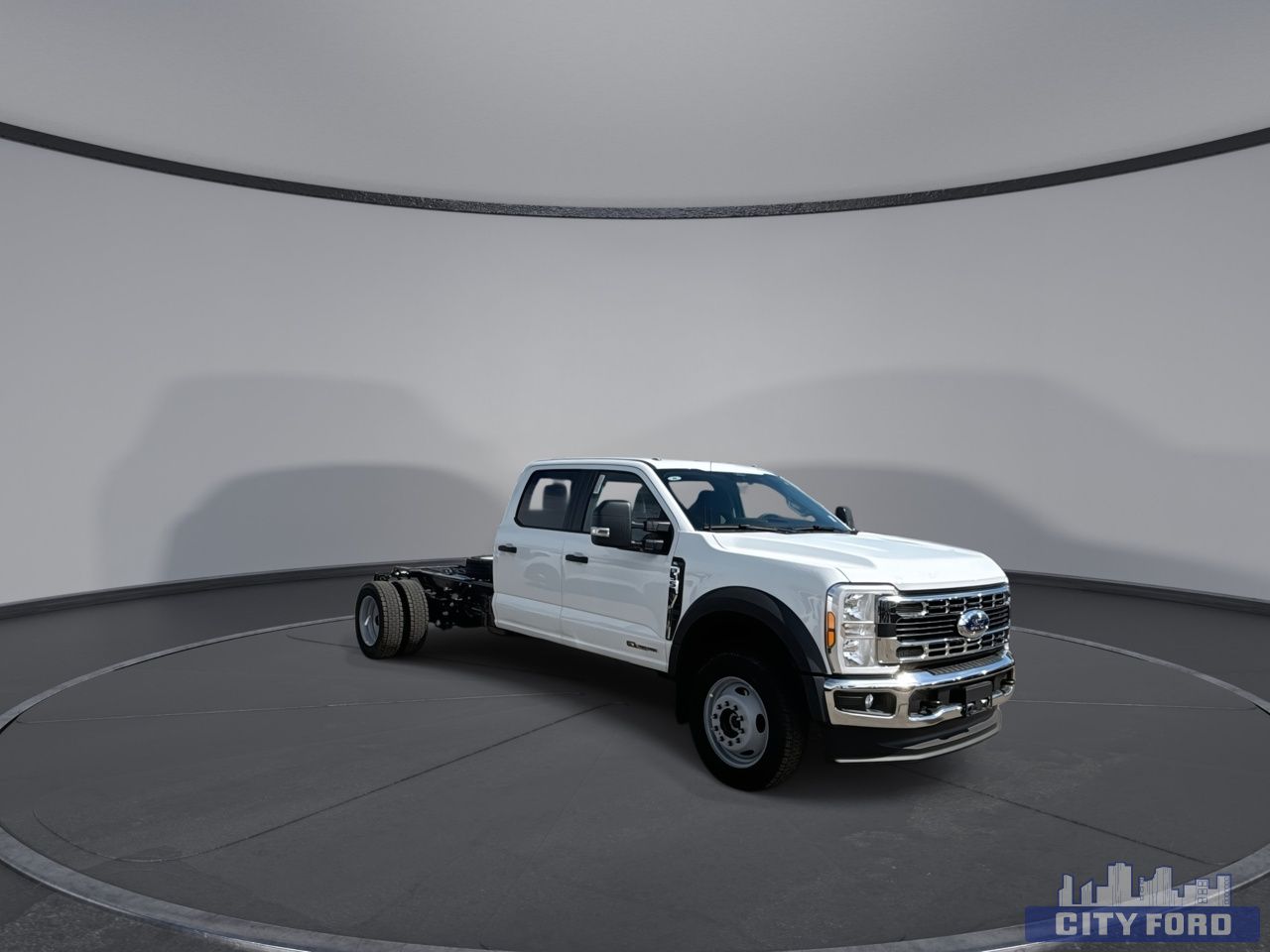 new 2025 Ford Super Duty F-550 DRW car, priced at $99,934