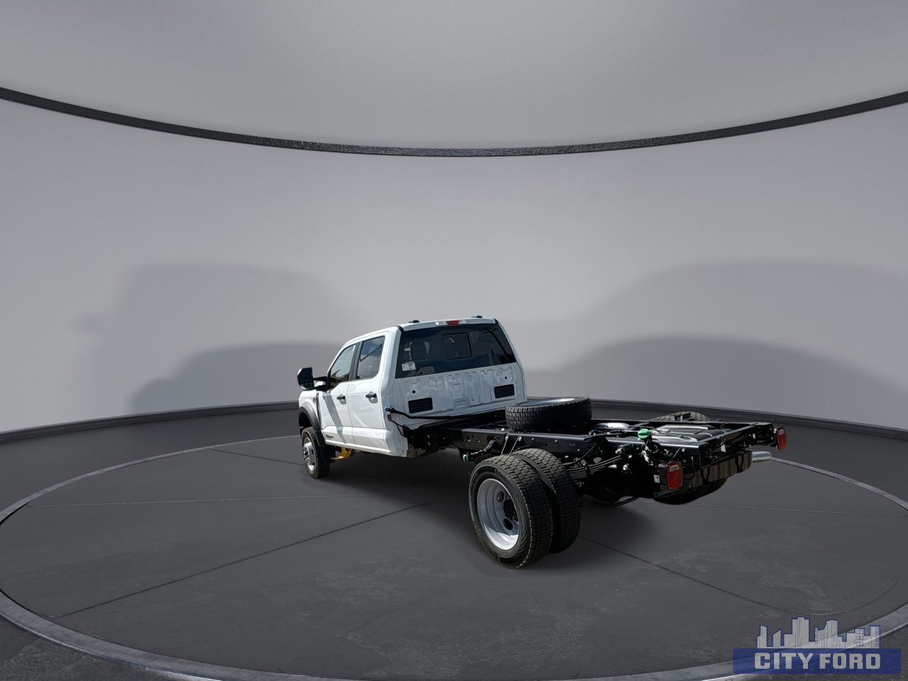 new 2025 Ford Super Duty F-550 DRW car, priced at $99,934