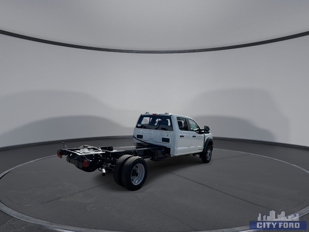 new 2025 Ford Super Duty F-550 DRW car, priced at $99,934
