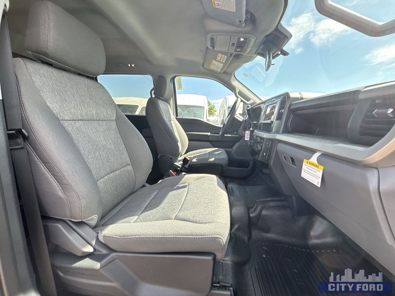 new 2025 Ford Super Duty F-550 DRW car, priced at $99,934