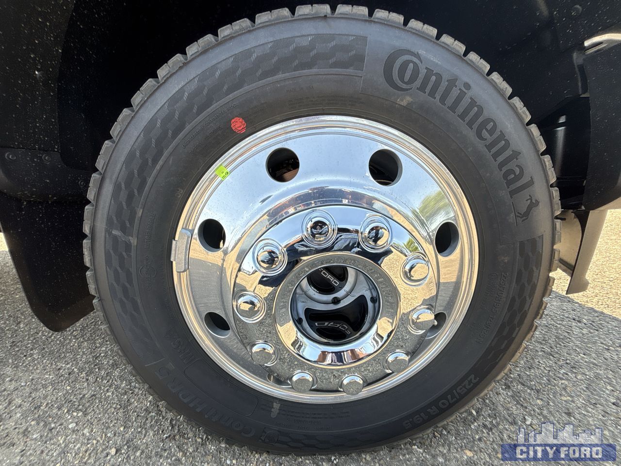 new 2025 Ford Super Duty F-550 DRW car, priced at $101,719