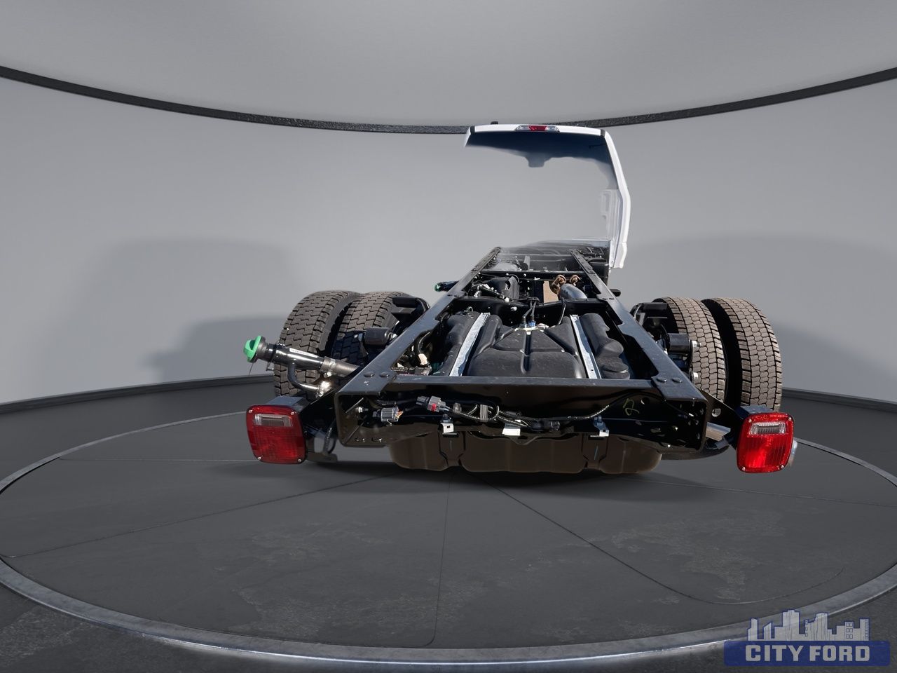 new 2025 Ford Super Duty F-550 DRW car, priced at $98,599