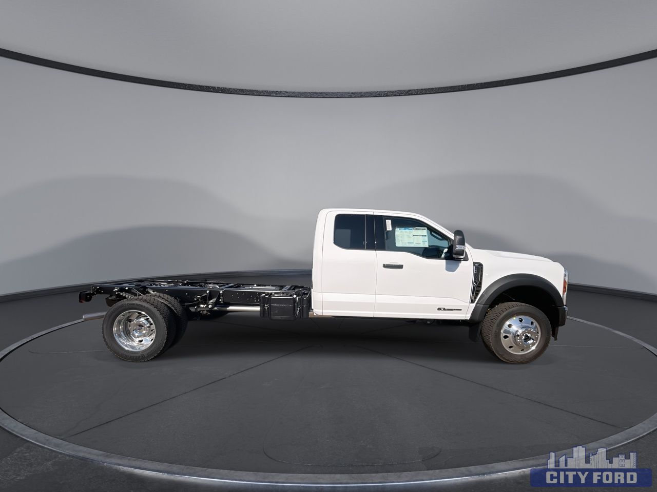 new 2025 Ford Super Duty F-550 DRW car, priced at $98,599