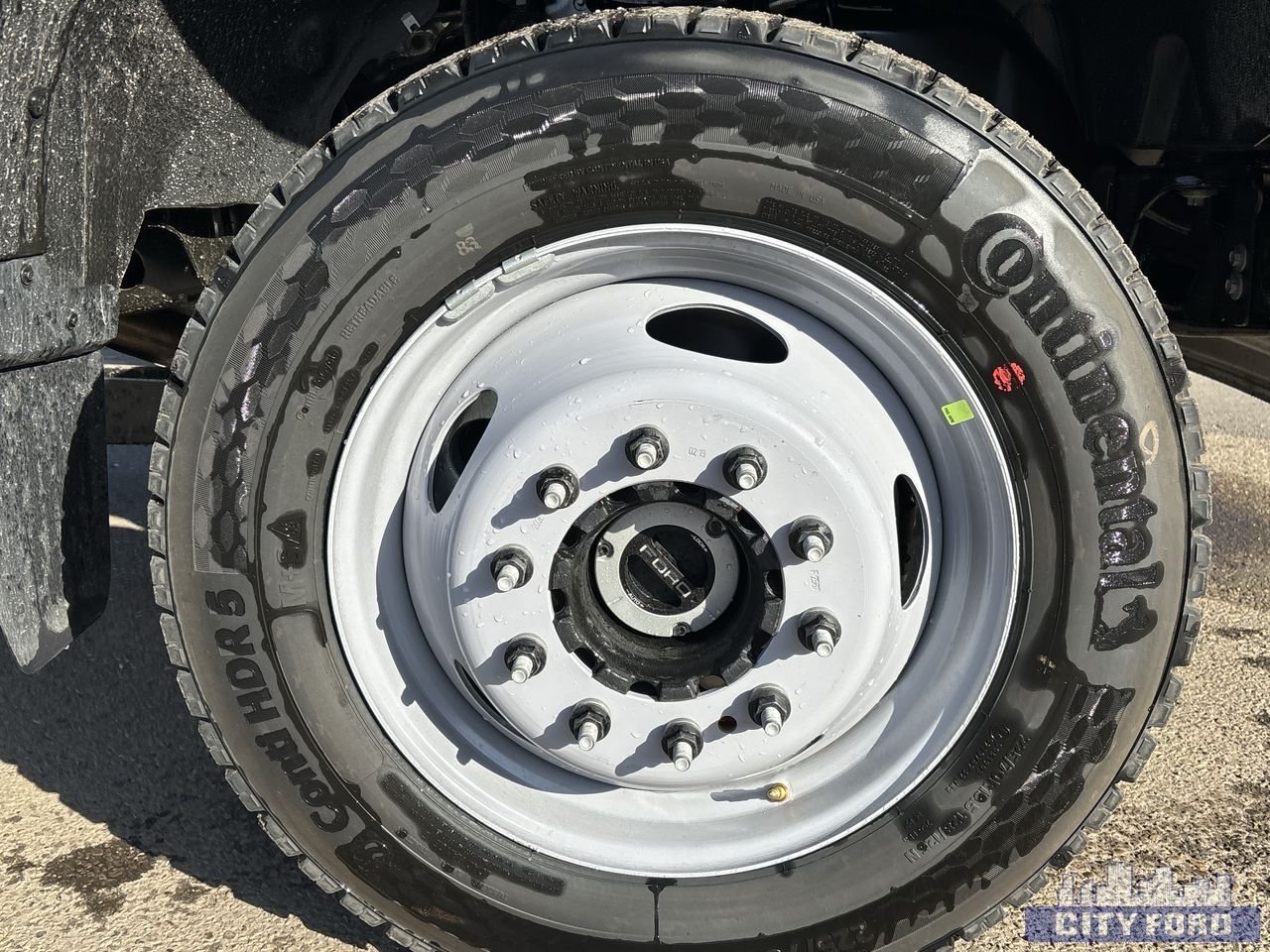 new 2025 Ford Super Duty F-550 DRW car, priced at $82,264