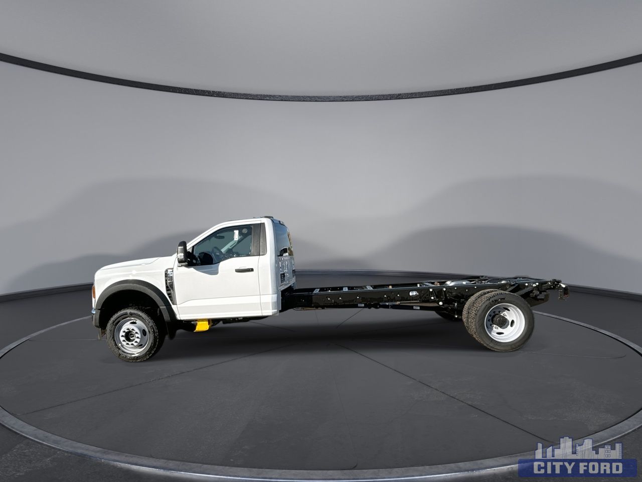 new 2025 Ford Super Duty F-550 DRW car, priced at $82,264