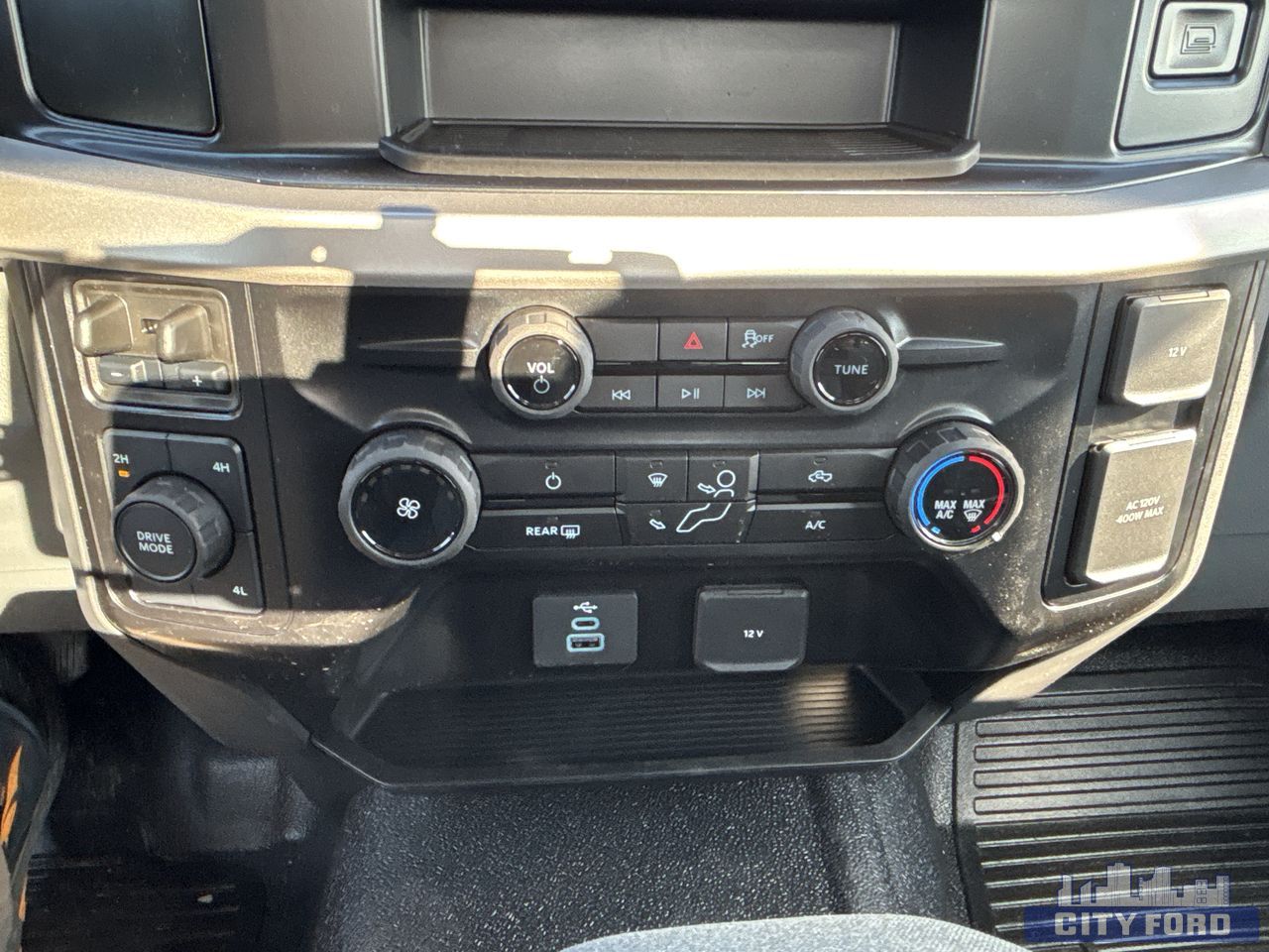 new 2025 Ford Super Duty F-550 DRW car, priced at $82,264