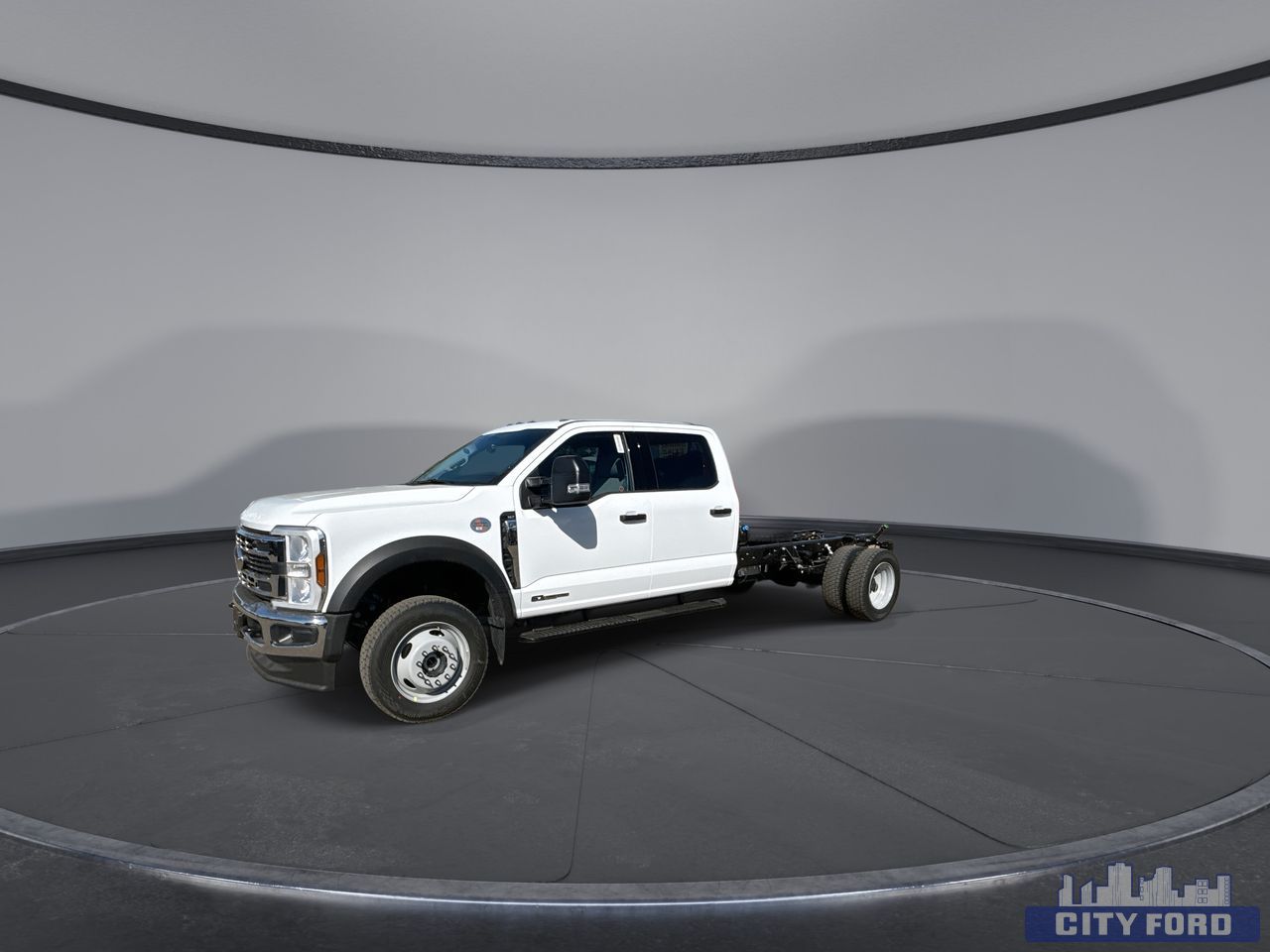 new 2025 Ford Super Duty F-550 DRW car, priced at $99,424