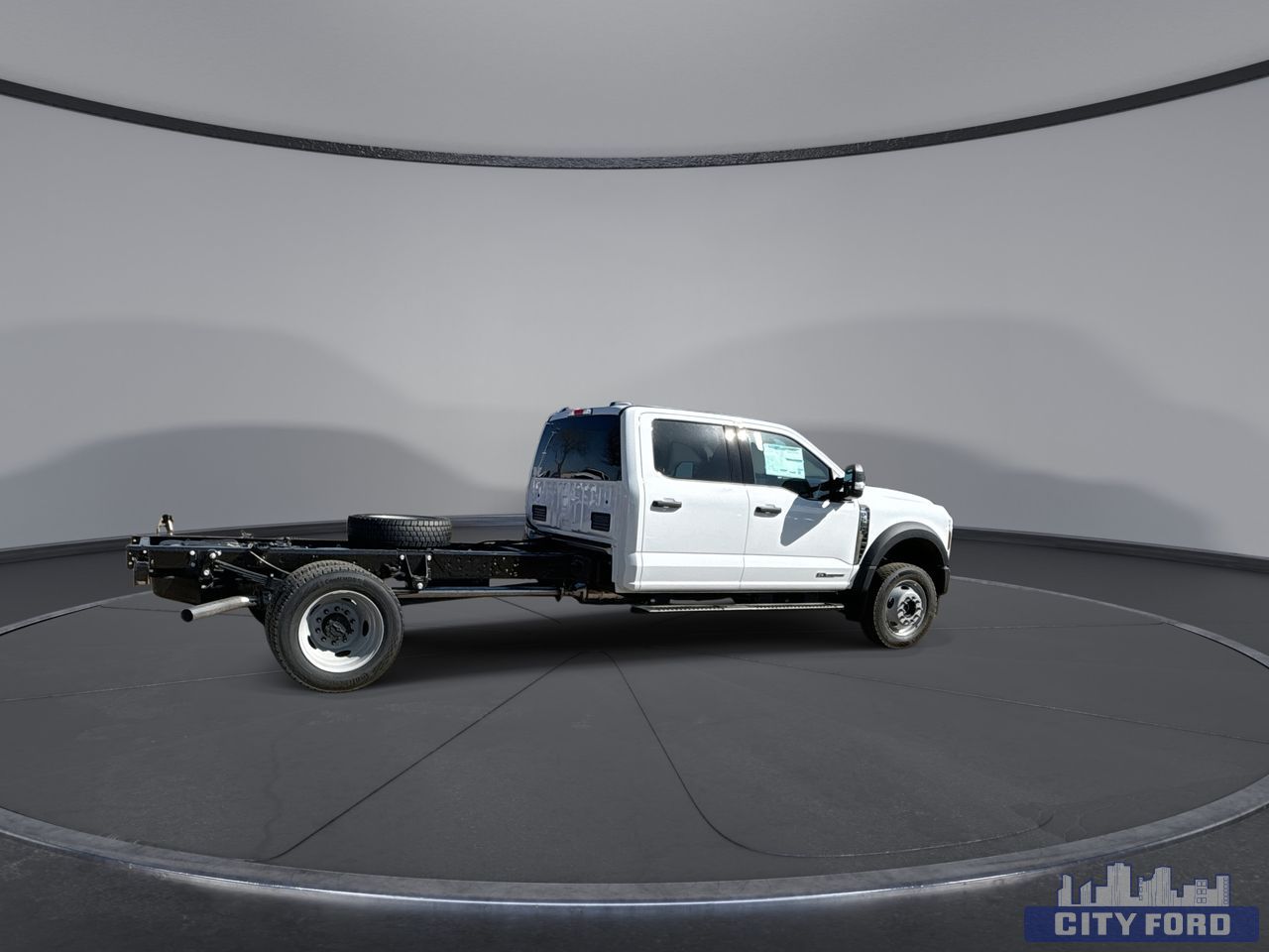 new 2025 Ford Super Duty F-550 DRW car, priced at $99,424