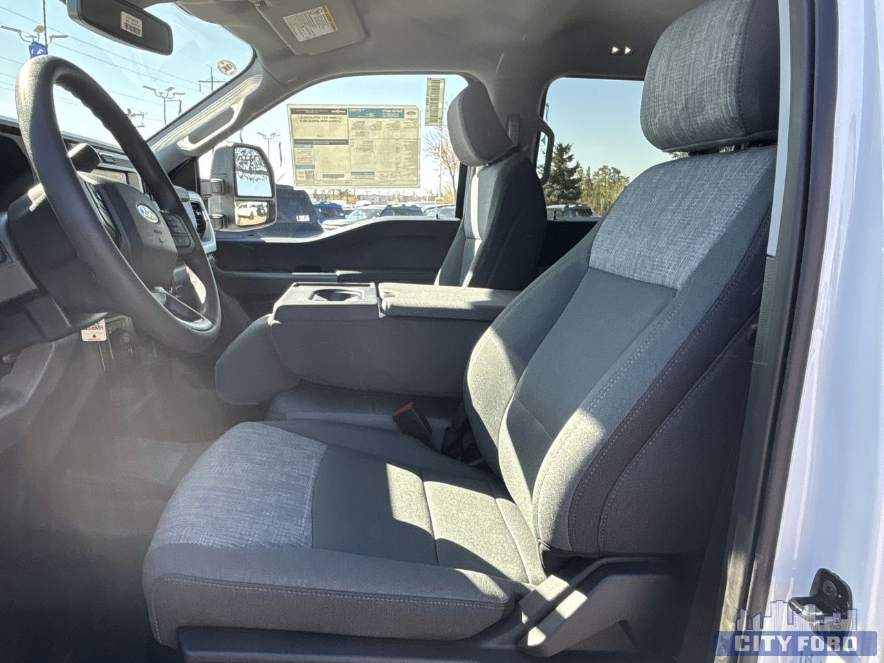 new 2025 Ford Super Duty F-550 DRW car, priced at $99,424