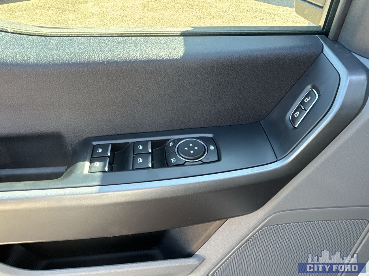 new 2025 Ford Super Duty F-550 DRW car, priced at $99,424